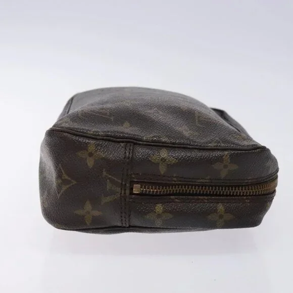 LOUIS VUITTON Monogram Trousse Toilette 23 Clutch Bag